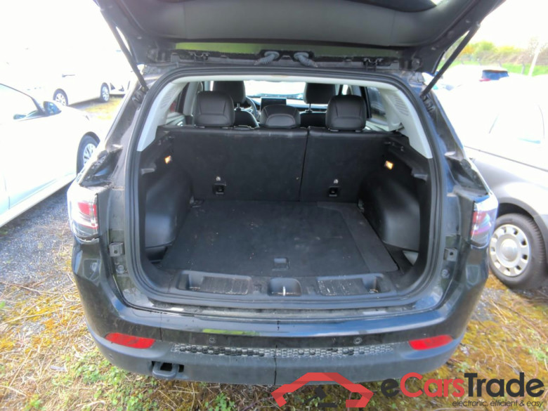 JEEP COMPASS 240 AT6 TRHK RSK #5
