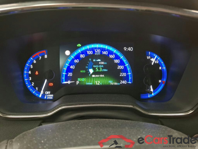TOYOTA Corolla Touring Sports / 2018 / 5P / Break Hybride 184h Dynamic Business Beyond Zer #6