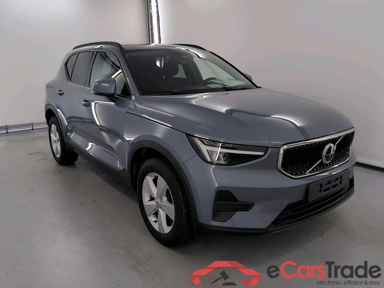VOLVO XC40 2.0 B3 MHEV ESSENTIAL DCT #2