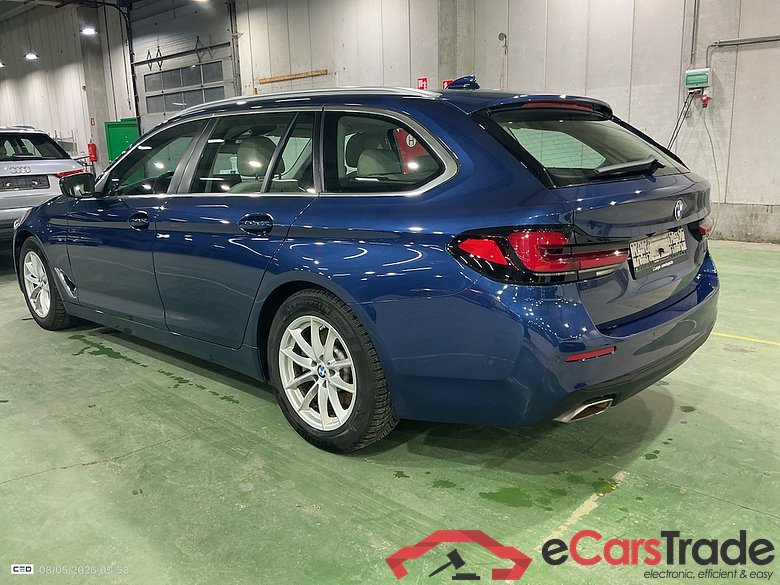 BMW 5 TOURING - 2020 520iA MHEV #3