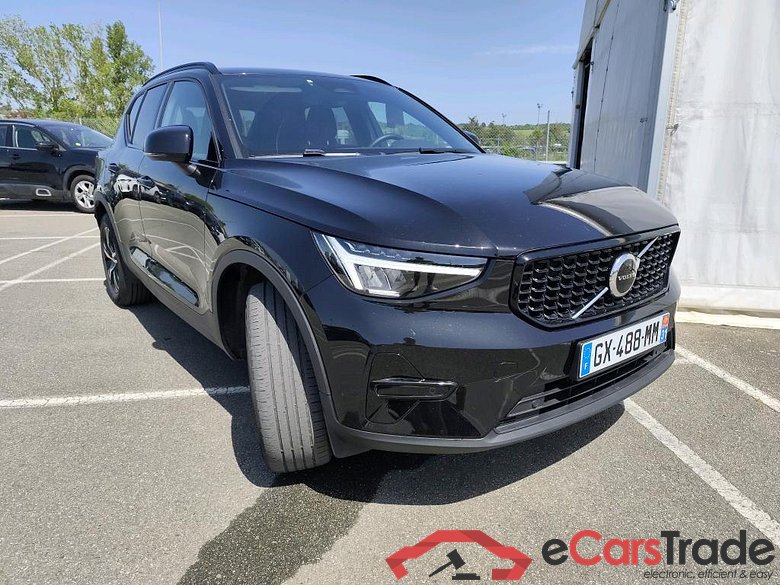 VOLVO XC40 / 2022 / 5P / SUV B4 197 DCT 7 Plus #4