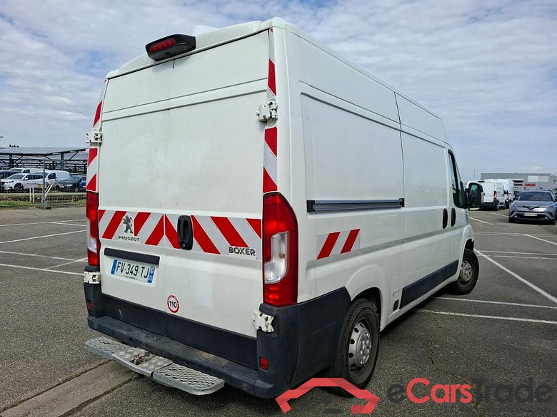 PEUGEOT Boxer / 2014 / 4P / Fourgon tôlé BlueHDi S&S 120 PREMIUM 335 L2H2 #3