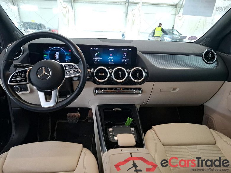 MERCEDES-BENZ GLA / 2020 / 5P / SUV 1.3 GLA 250 e BUSINESS LINE DCT #5