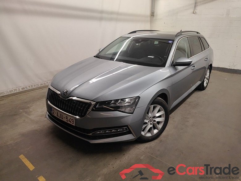 Skoda Superb Combi 1.4 TSI iV 160kW DSG6 Ambition 5d #1