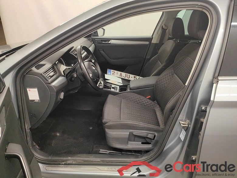 Skoda Superb Combi 1.4 TSI iV 160kW DSG6 Ambition 5d #3
