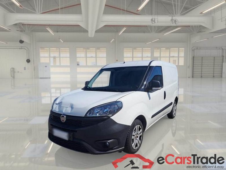 FIAT DOBLÒ CARGO / 2014 / 4P / VETT. FURGONATA CH1 LOUNGE 1.6 MJET 105CV E6D-F SeS