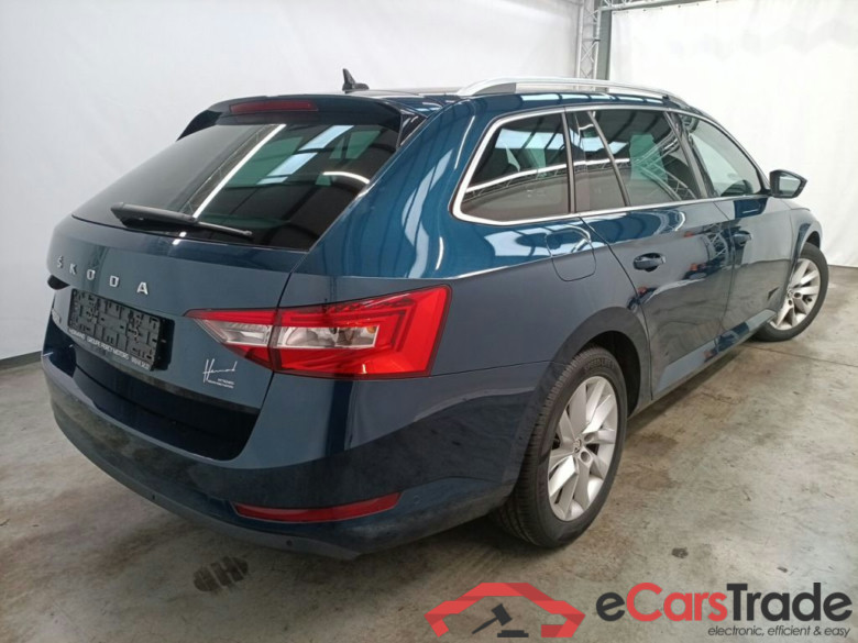 Skoda Superb 2.0 CRTDI Style Aut. LED Virtual Navi KeylessGo Klima PDC ... #3