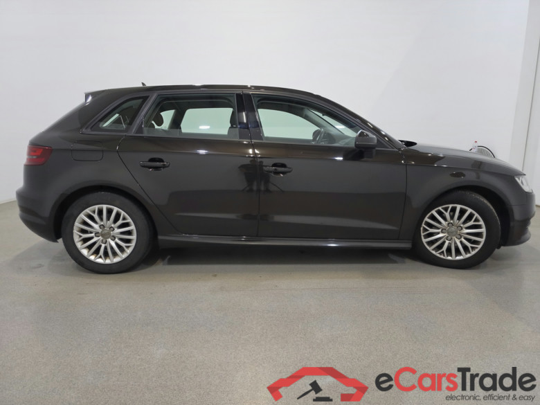 Audi A3 1.6 TDi Navi Klima PDC ... #5