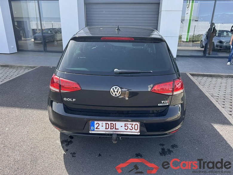 VOLKSWAGEN Golf VII Golf Comfortline 1.6 TDI BlueMotion Technology 81 kW (110 ch) 5 vitesses manuel #2