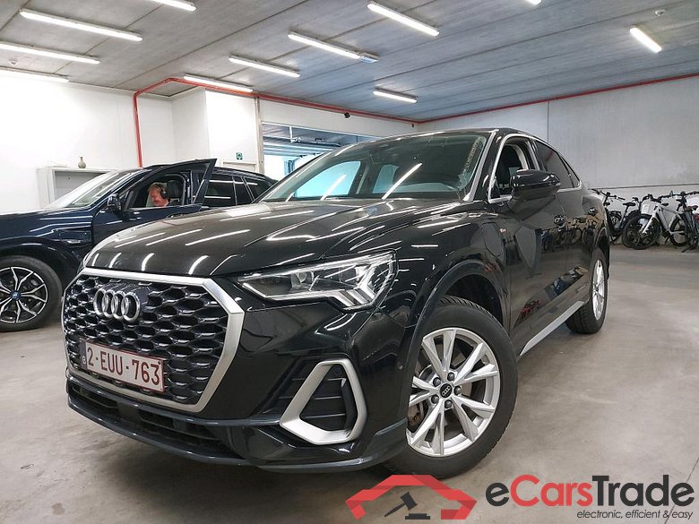AUDI - AUD Q3 SB TFSI 245PK e S-Tronic S Line Pack Platinum Towing Hook * HYBRID *