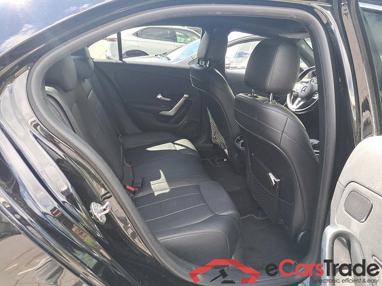 MERCEDES-BENZ A-Klasse 1.3 A 250 E BUSINESS SOLUTION DCT #6