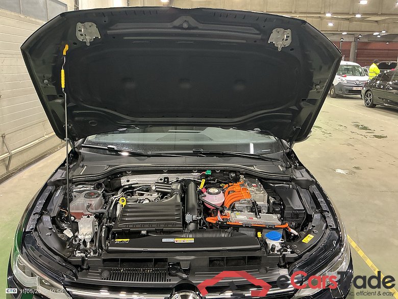 VOLKSWAGEN GOLF VIII 1.4 EHYBRID STYLE BUSINESS DSG #6