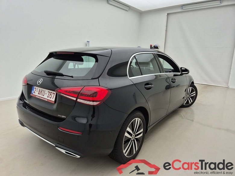 MERCEDES-BENZ A-KLASSE 2.0 180 D STYLE 8G-DCT #2