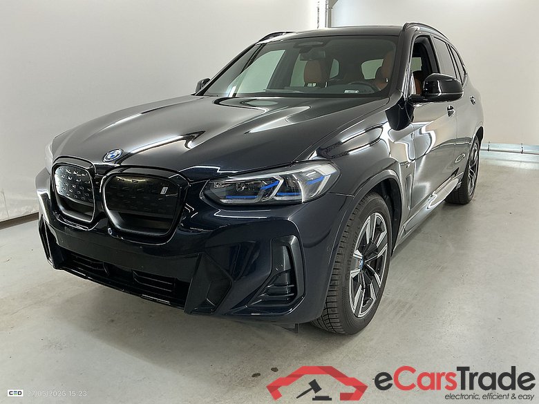 BMW IX3 80KWH AUTO