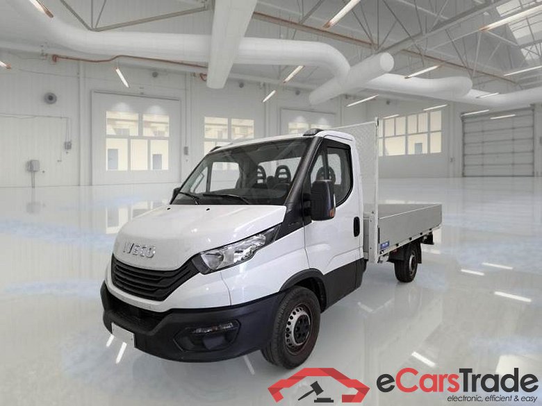 IVECO DAILY / 2021 / 2P / CABINATO 35S12 3450 RUOTE SINGOLE