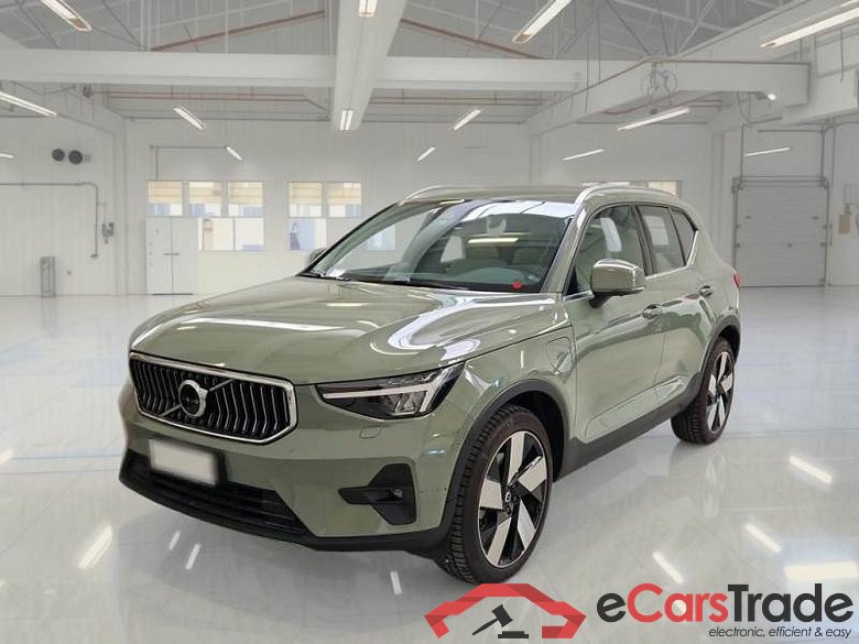 VOLVO XC40 / 2021 / 5P / SUV T5 RECHARGE PLUG-IN AUTO PLUS BRIGHT