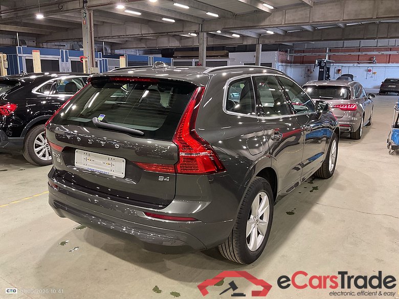 VOLVO XC60 2.0 B4 D MHEV MOMENTUM PRO AUTO #4