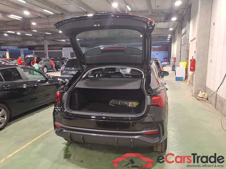 AUDI Q3 Sportback 1.4 45 TFSI E S TRONIC #3