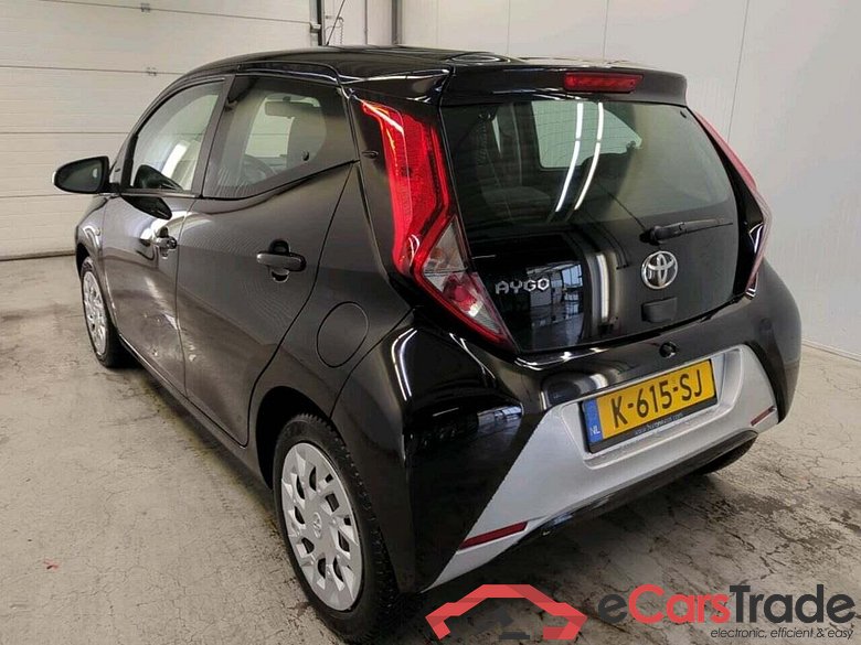 TOYOTA Aygo 1.0 VVT-i x-play #6