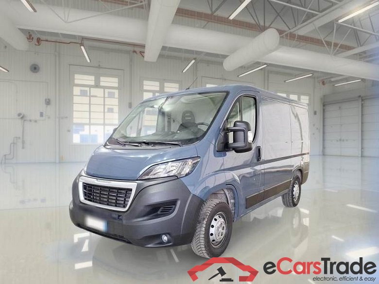 PEUGEOT BOXER / 2014 / 4P / FURGONE 330 L1H1 2.2 BLUEHDI 120CV SeS #1