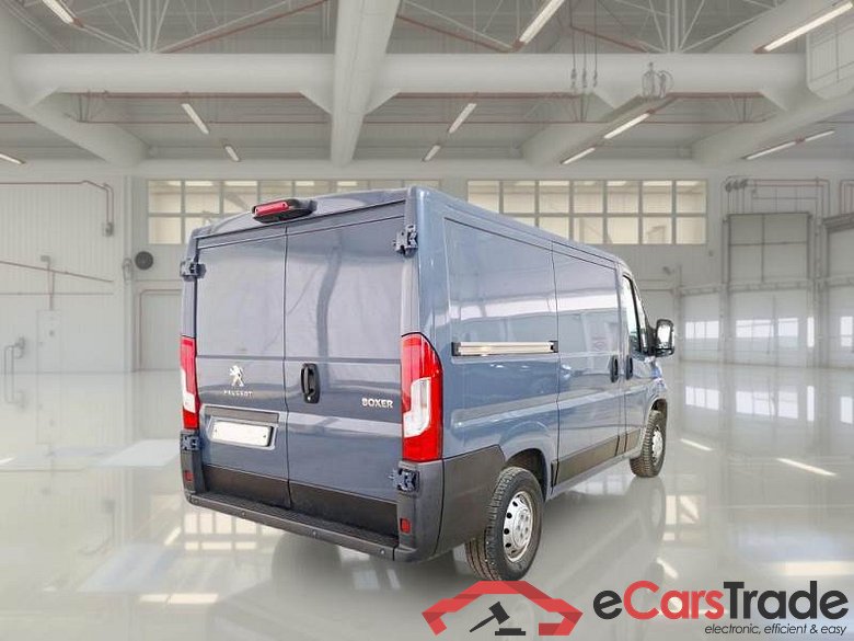 PEUGEOT BOXER / 2014 / 4P / FURGONE 330 L1H1 2.2 BLUEHDI 120CV SeS #2
