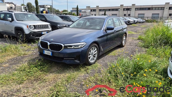 BMW 520d Aut. LED-Xenon ACC Head-Up  LC-Pro Navi-Pro KeylessGo Camera Klima PDC ...