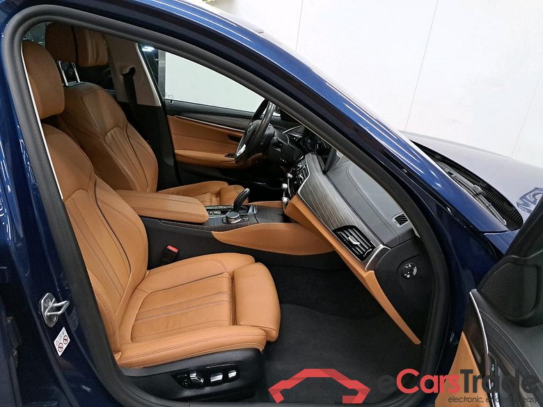 BMW - BMW 5 TOURING 530e xDriveA 272PK Luxury Line Business Edition Pack Safety & Comfort+ & Driving Assistant Professional * HYBRID * #3