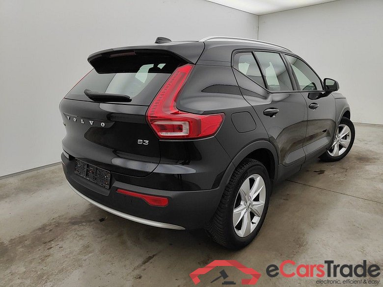 Volvo XC40 B3 Core DCT 5d #2