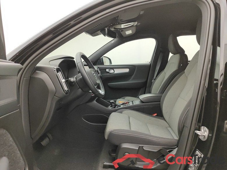 Volvo XC40 B3 Core DCT 5d #3