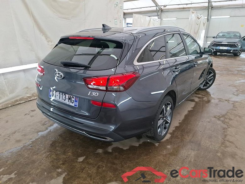 HYUNDAI i30 Sport Wagon / 2020 / 5P / Break 1.0 T-GDI 120 MHEV I-MT CREATIVE SW #3