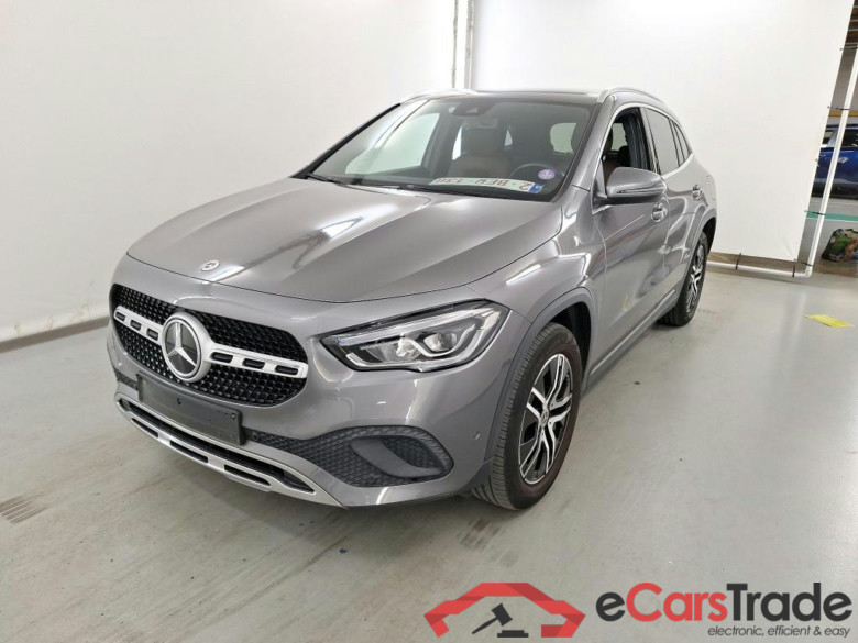 MERCEDES-BENZ GLA 1.3 GLA 250 E