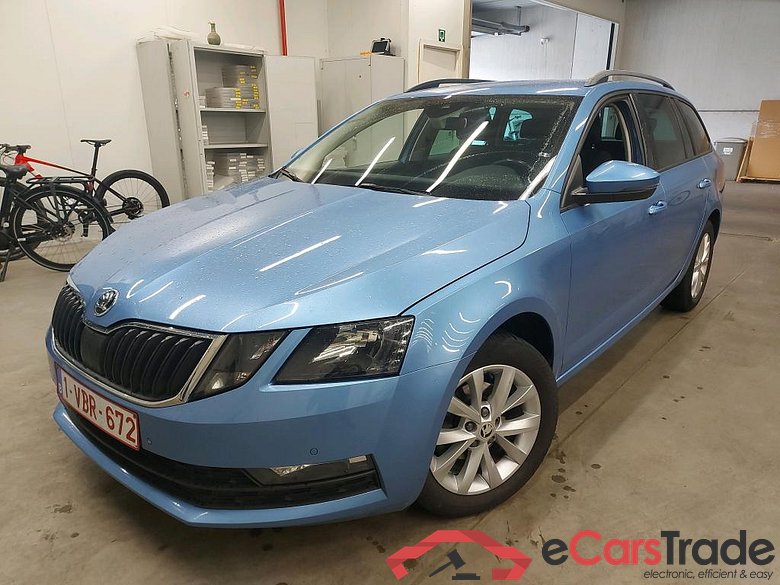 SKODA - SKO OCTAVIA COMBI CRTDI 115PK DSG 7 GreenTec Ambition & Pack Safety & Heated Seats & GPS & Adaptive Cruise & Comfort & Look Pack