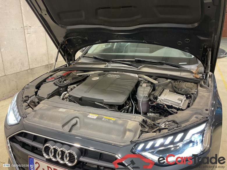 AUDI A4 2.0 30 TDI 100KW S TR ATTRACTION B.E. #6