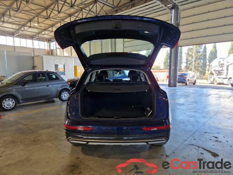 AUDI Q5 / 2020 / 5P / SUV 35 TDI BUSINESS ADVANCED S TRONIC #4