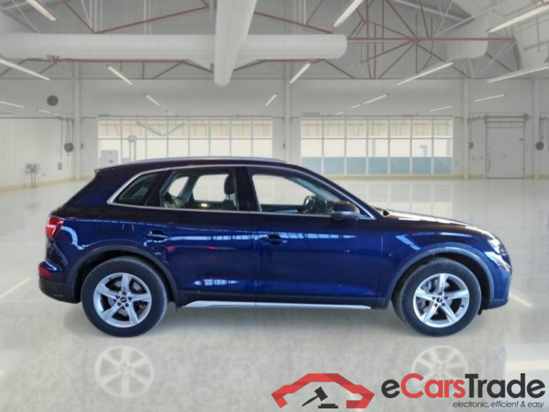 AUDI Q5 / 2020 / 5P / SUV 35 TDI BUSINESS ADVANCED S TRONIC #6