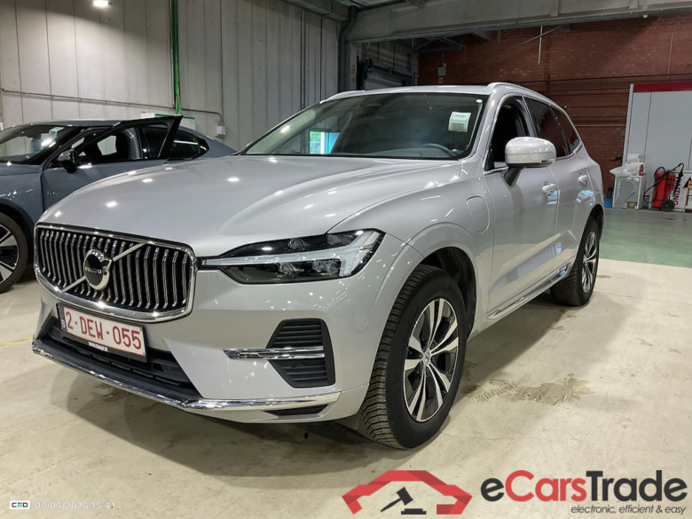 VOLVO XC60 2.0 T6 PHEV CORE AUTO 4WD #1