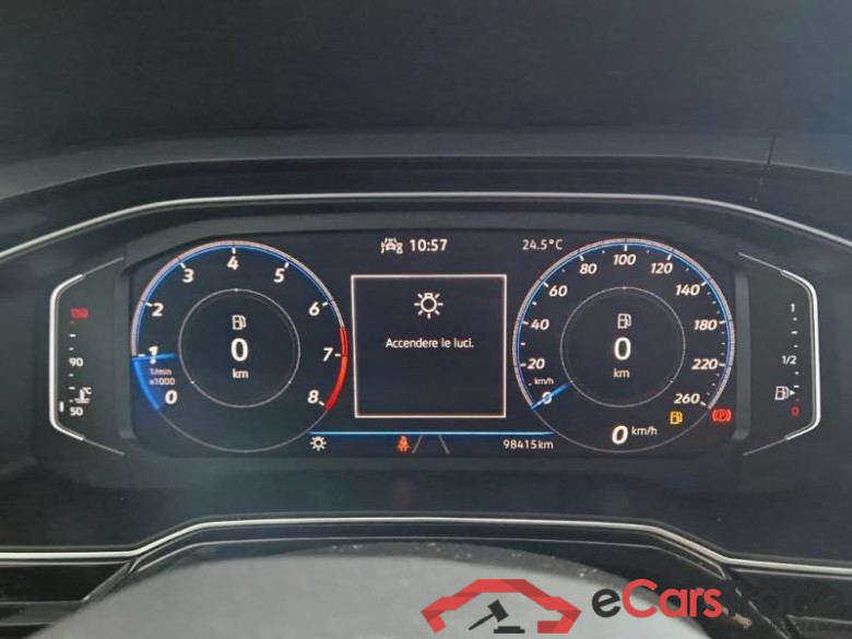 VOLKSWAGEN TAIGO / 2021 / 5P / SUV 1.0 TSI 81KW R-LINE #4