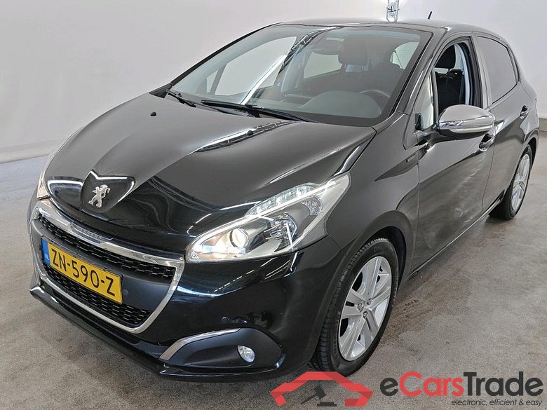 Peugeot 208 Signature 1.2 PureTech 82 5d