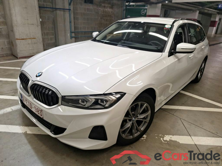 BMW - BMW 3 TOURING 318iA 156PK With Sport Seats & Parking Assistant Pack & Electric Trailer Hook  * PETROL * #1