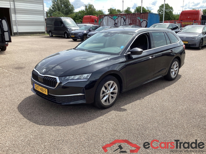 SKODA OCTAVIA COMBI 1.5 TSI Bns. Edition #1