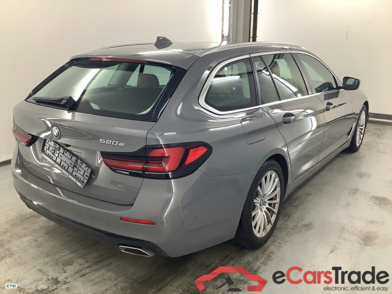 BMW 5 SERIES TOURING 2.0 520E TOURING AUTO #4