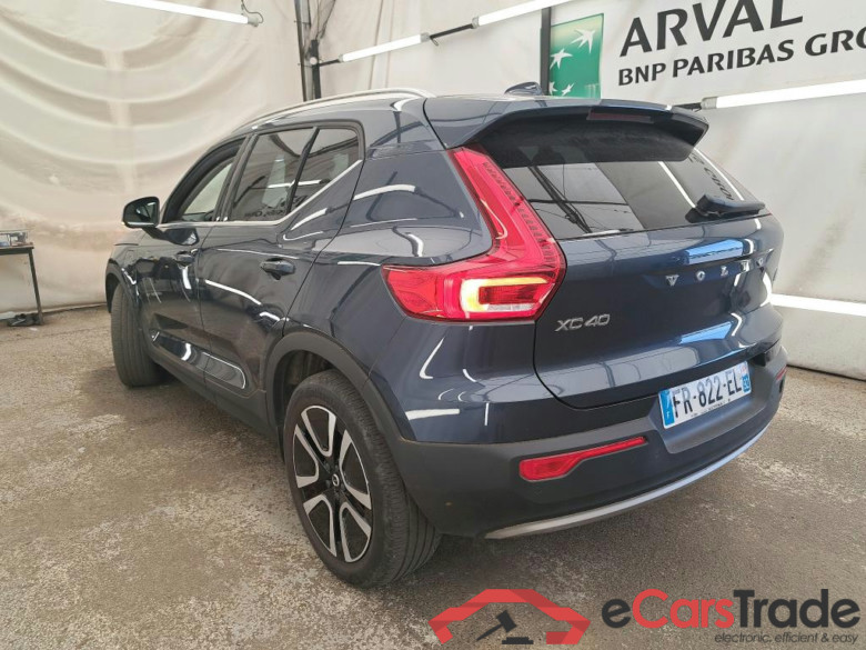 VOLVO XC40  2017  5P  SUV Recharge T5 262 DCT7 Inscription Luxe #2