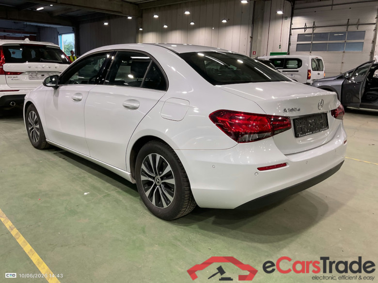 MERCEDES-BENZ CLASSE A SEDAN DIESEL (V177) A 180 d Business Solution #3