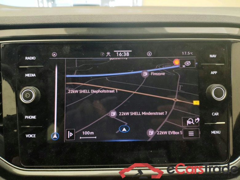 VOLKSWAGEN T-Roc 110 kW #2