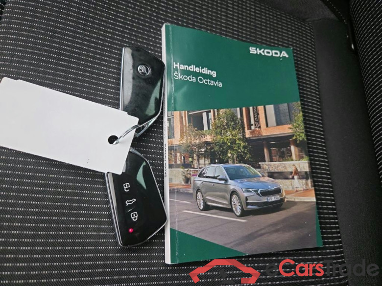 SKODA Octavia Combi 85 kW #6