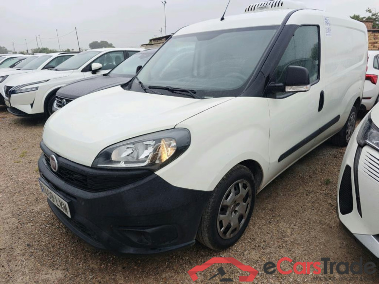 FIAT Doblò Cargo /4P/ Maxi SX 1.6 105 CV #1