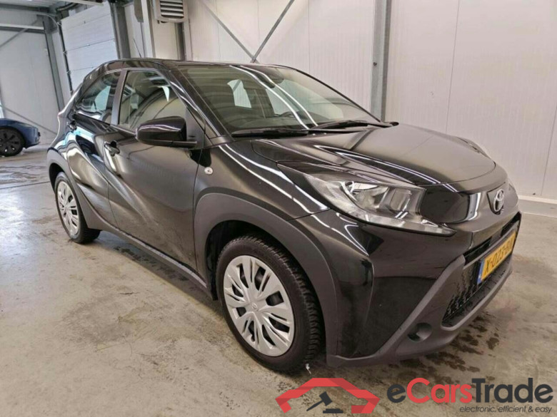TOYOTA Aygo X 1.0 VVT-i MT Play #5