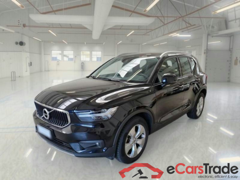 VOLVO XC40 / 2017 / 5P / SUV T2 MOMENTUM PRO #1
