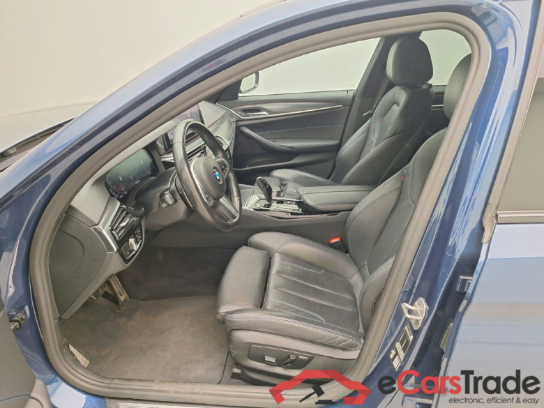 BMW, 5-serie To FL'20, BMW 5 Reeks Touring 520d Aut. (120 kW) 5d #3