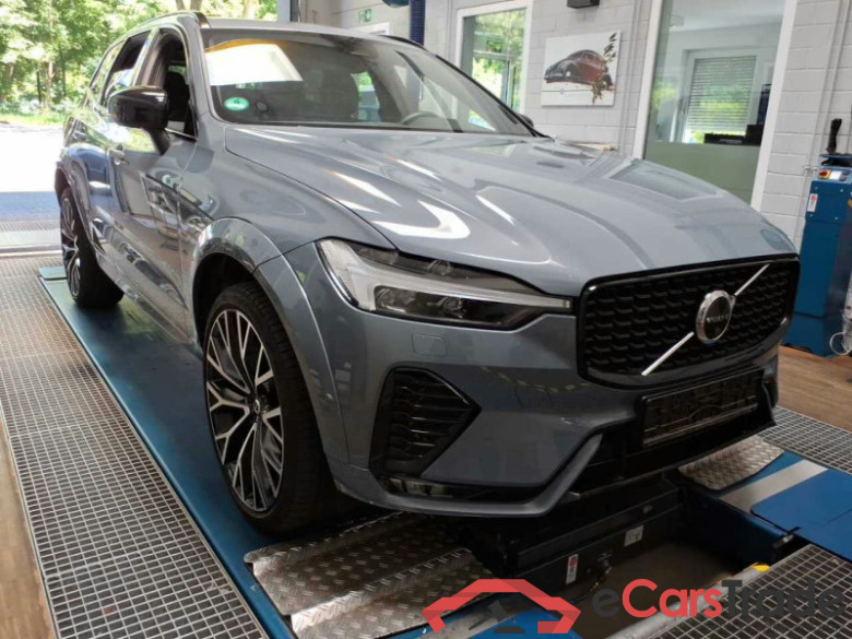 Volvo XC60 (03.2017->) DE - SUV5 B5 (Benzin) 2WD EU6d, R-Design Mild-Hybrid, (Facelift) 2021 - 2022 #1